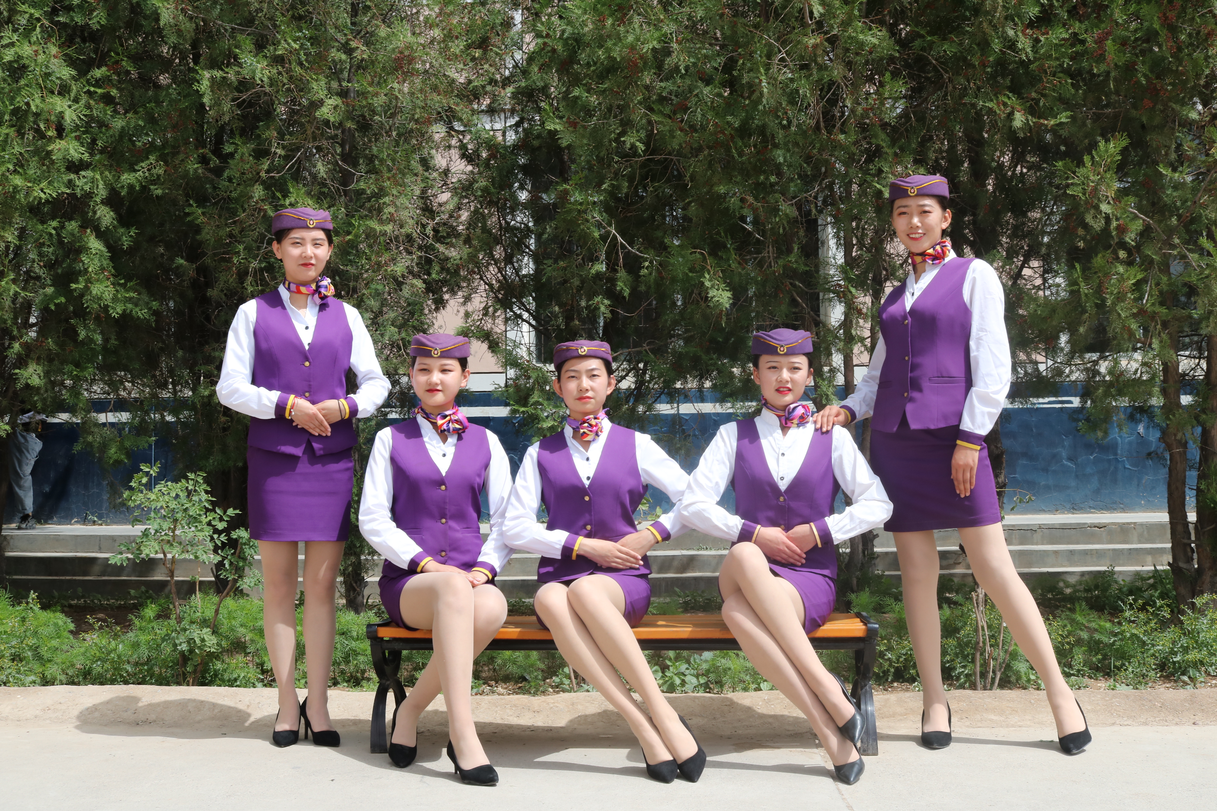 高薪订制?></div>
      <div   id=